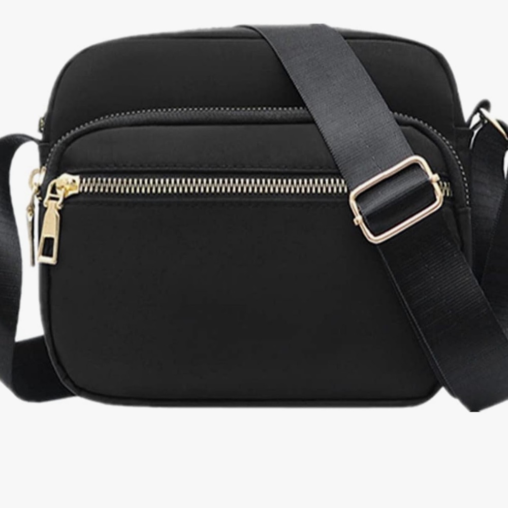 🆕 Crossbody bag nylon with gold zippers!!